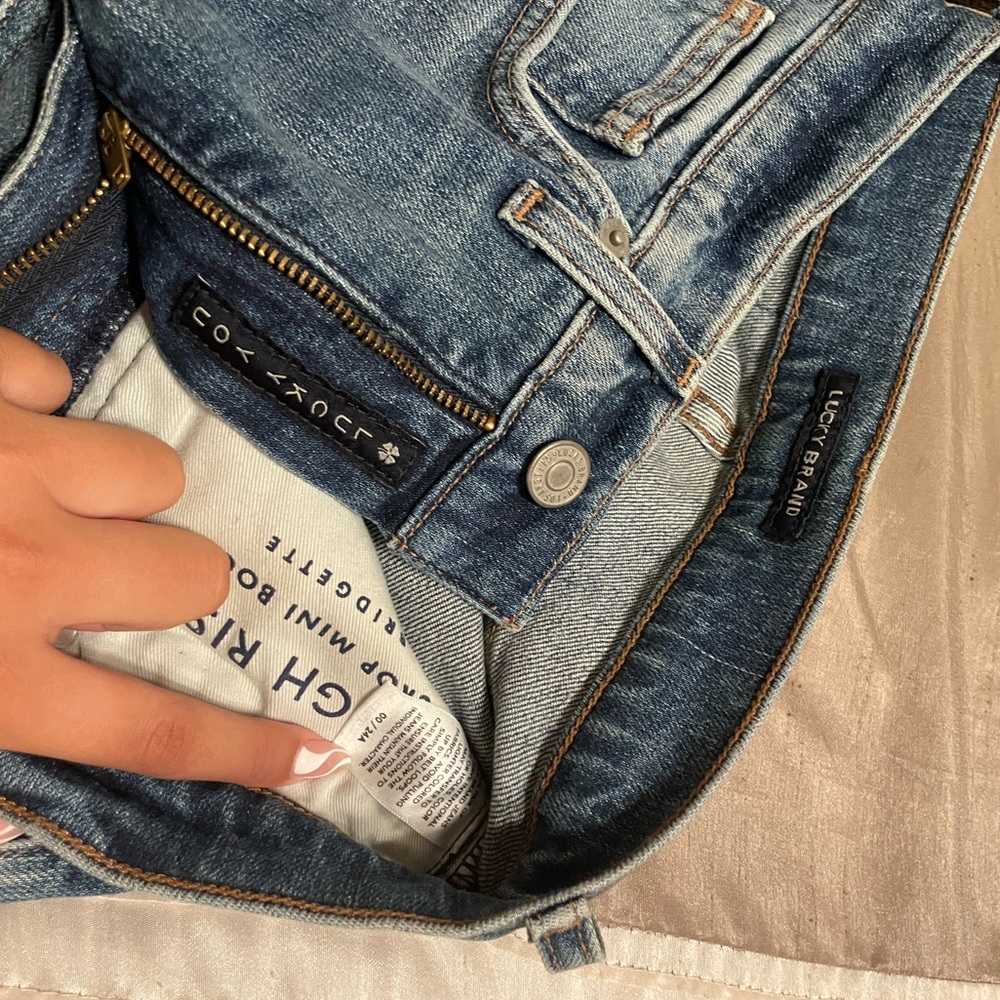 Lucky Brand jeans size 24 in medium wash